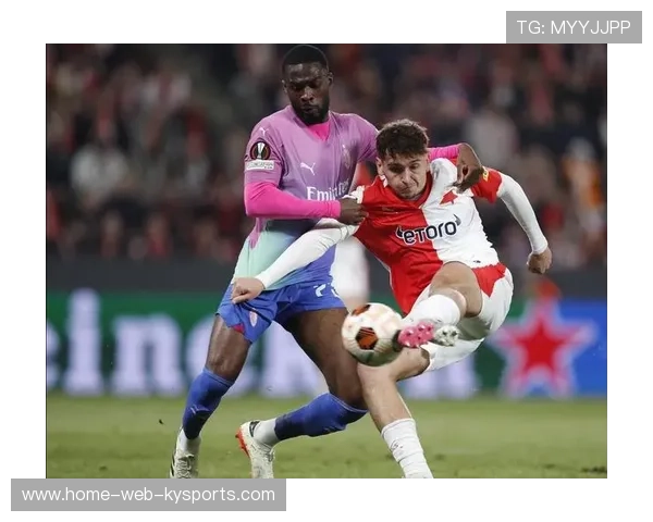 莱奥连续过人造角球,AC米兰压住半场,足球莱奥 莱奥连续过人造角球,AC米兰压住半场,足球莱奥